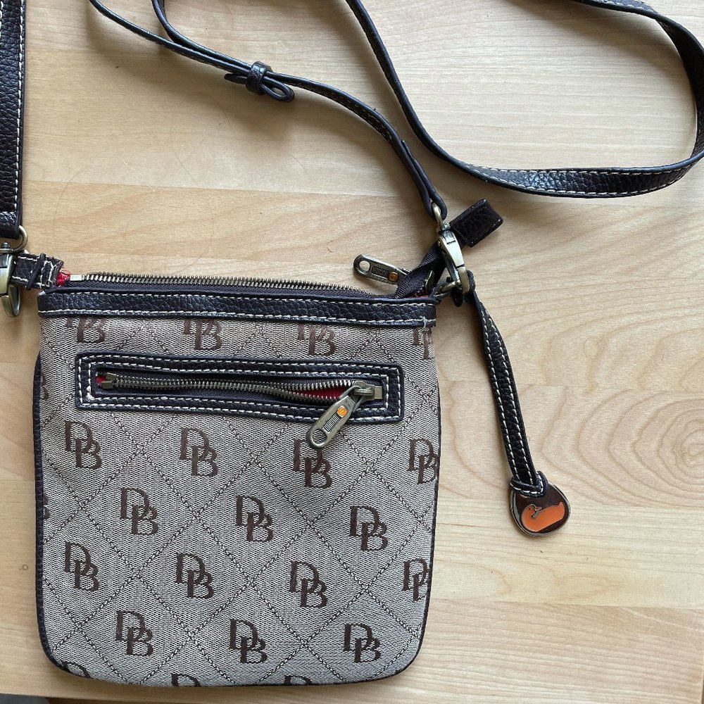 Dooney & Bourke Crossbody Bag